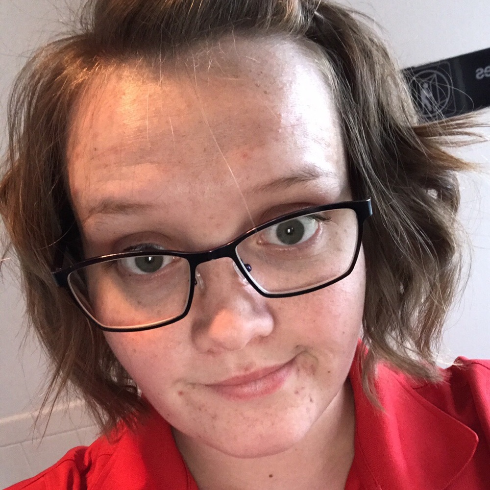 Meet your Posher, Angelique